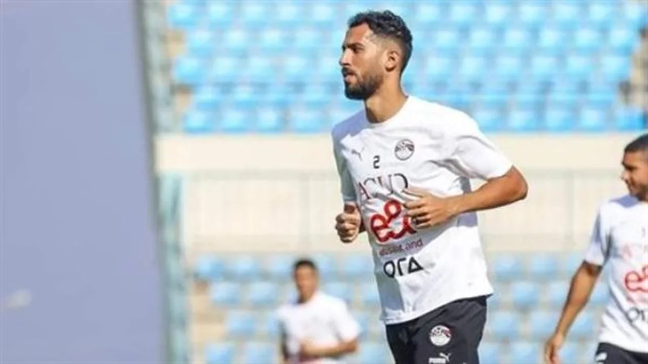 دموع الوداع.. رحيل أفشة إلى الاتحاد السكندري يحسم مصير صفقة خالد صبحي للآهلي